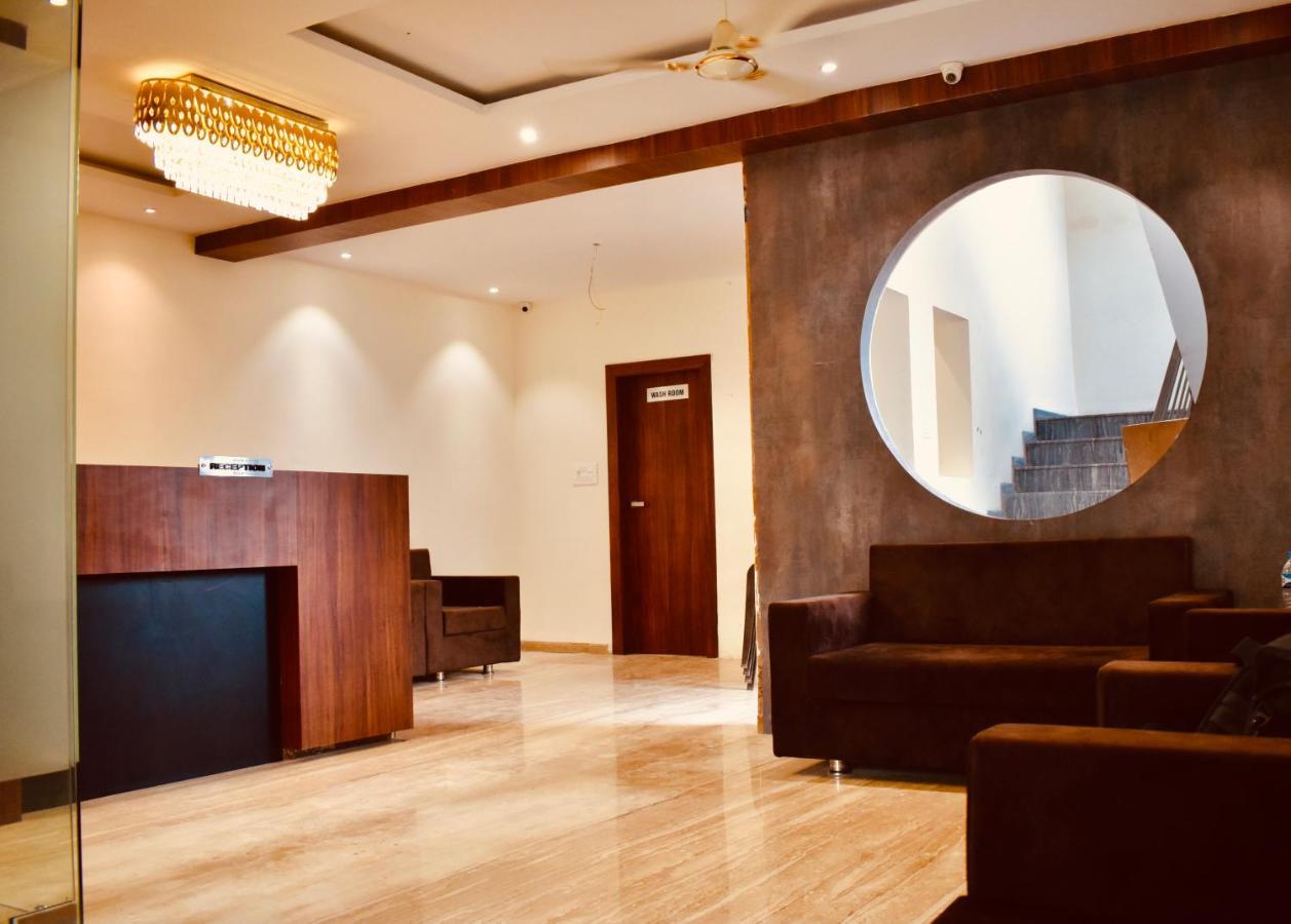 Hotel Vrindavan Palace Indore Luaran gambar