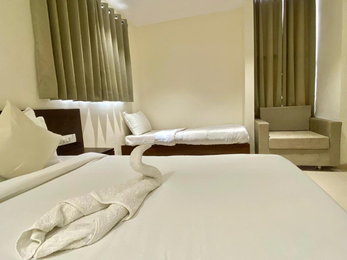 Hotel Vrindavan Palace Indore Luaran gambar